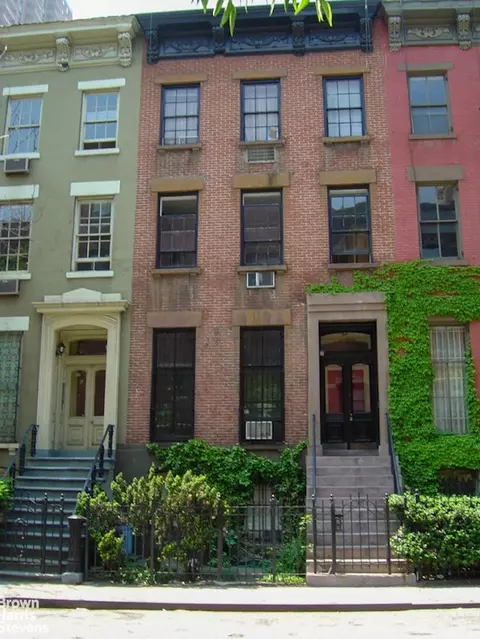 428 W 44th St, New York, NY 10036