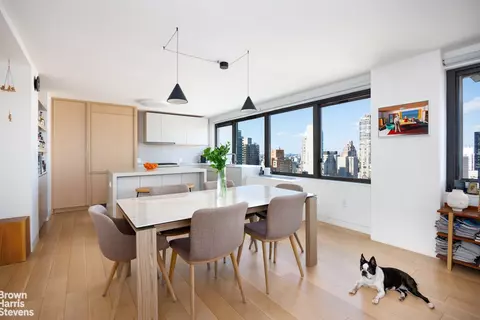 300 E 59th St #3506, New York, NY 10022