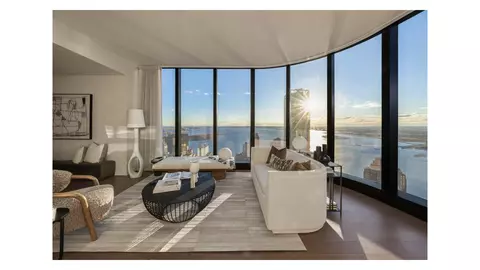 125 Greenwich St #81C, New York, NY 10013