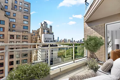 1050 5th Ave #17A, New York, NY 10028
