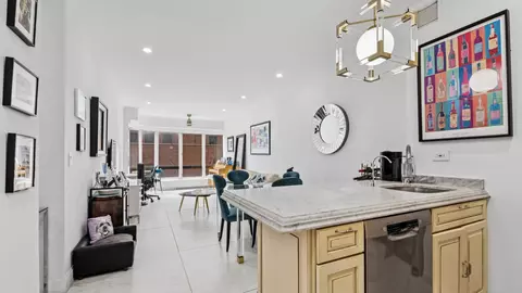 530 E 76th St #6J, New York, NY 10021