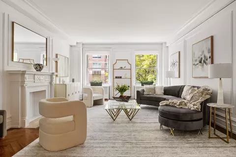 161 W 86th St #2A, New York, NY 10024