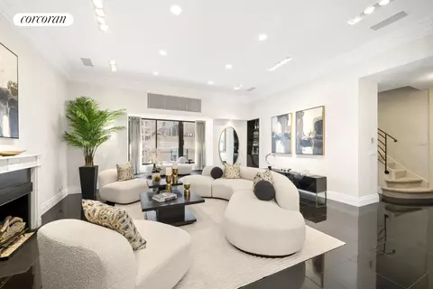880 5th Ave #12L, New York, NY 10021