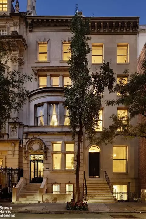 15-17 E 62nd St, New York, NY 10065
