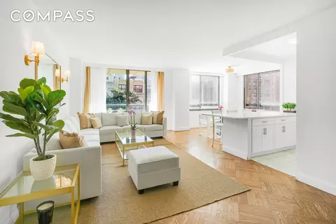 171 E 84th St #4B, New York, NY 10028