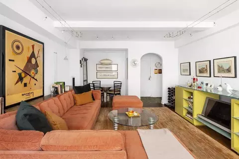 2 Horatio St #2D, New York, NY 10014