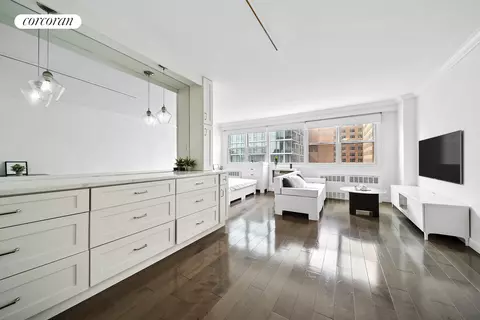 111 3rd Ave #8K, New York, NY 10003