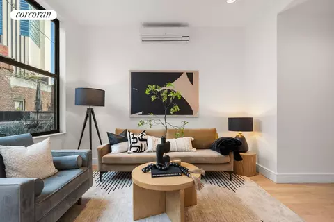 264 Water St #PHD, New York, NY 10038