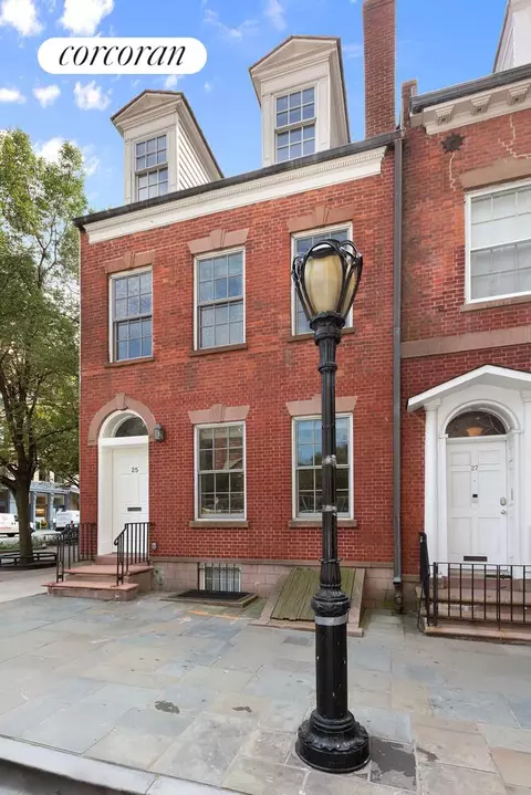 25 Harrison St, New York, NY 10013