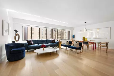900 Park Ave #11AB, New York, NY 10075