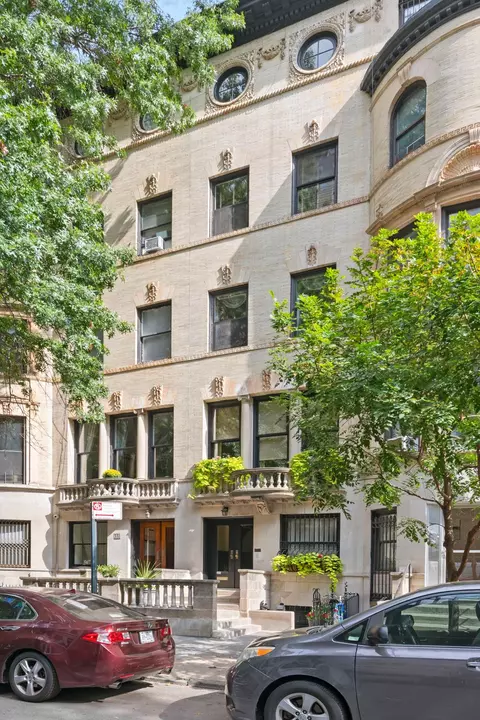 329 W 87th St, New York, NY 10024