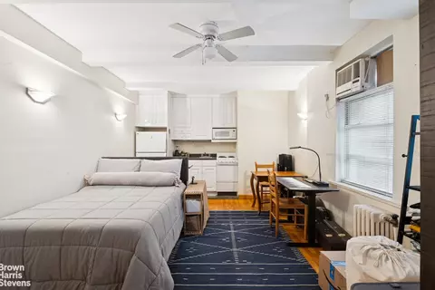 333 E 43rd St #103, New York, NY 10017