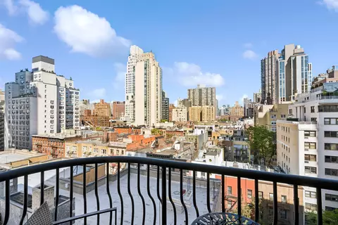343 E 74th St #11B, New York, NY 10021