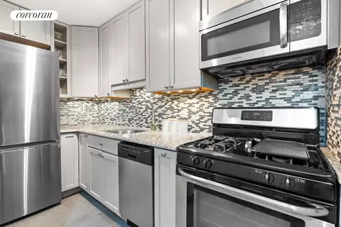 139 E 33rd St #7L, New York, NY 10016