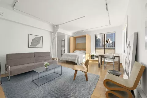 310 W 56th St #PHE, New York, NY 10019