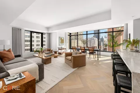310 E 86th St #19A, New York, NY 10028