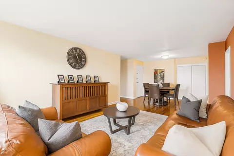 2750 Johnson Ave #7J, New York City, NY 10463