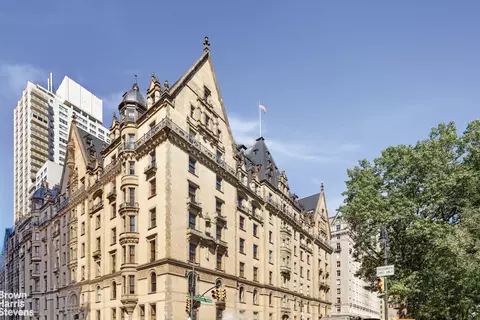 1 W 72nd St #33, New York, NY 10023