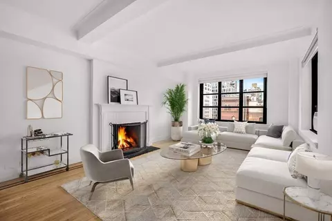 235 E 22nd St #10C, New York, NY 10010
