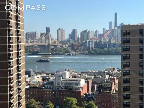 77 Fulton St #19D, New York, NY 10038