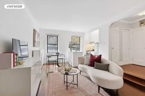 125 W 96th St #1B, New York, NY 10025