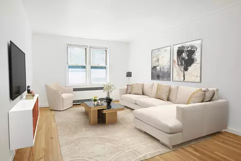 305 W 52nd St #1H, New York, NY 10019