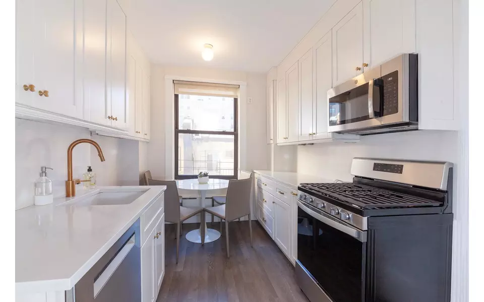 Kitchen - 179 E 79th St #4CD, New York, NY 10075 photo 1 of 1