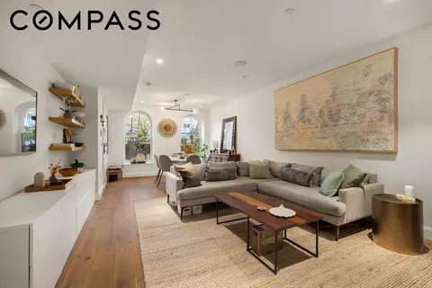 574 Washington Ave #1, Brooklyn, NY 11238
