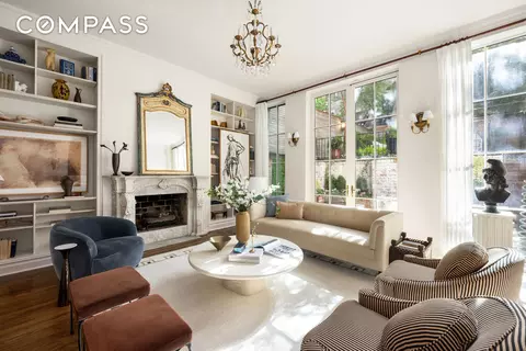 222 E 11th St #GARDEN, New York, NY 10003