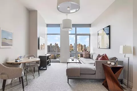 35 W 15th St #13B, New York, NY 10011