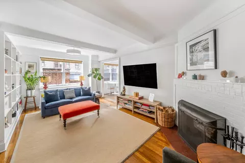 51 5th Ave #7E, New York, NY 10003