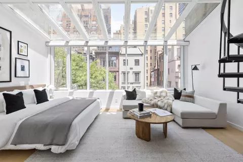128 E 38th St #1, New York, NY 10016
