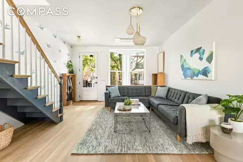102 E 4th St, Brooklyn, NY 11218