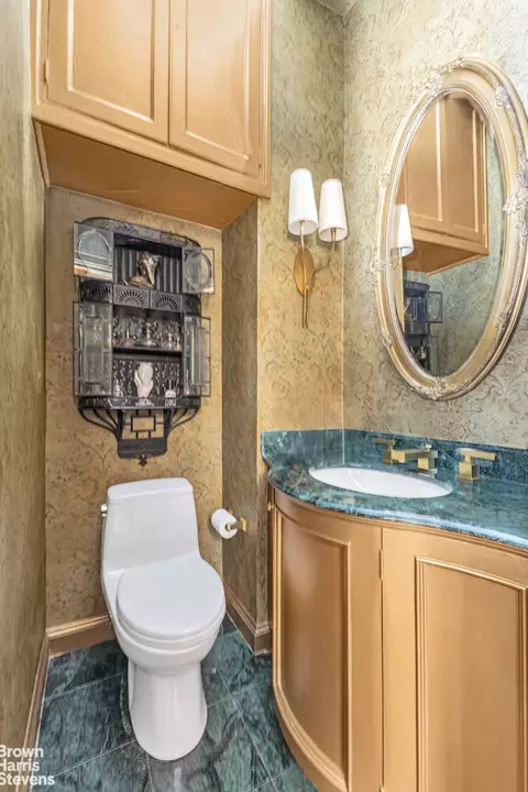 Bath - 444 E 52nd St #PENTHOUSE, New York, NY 10022 photo 1 of 2