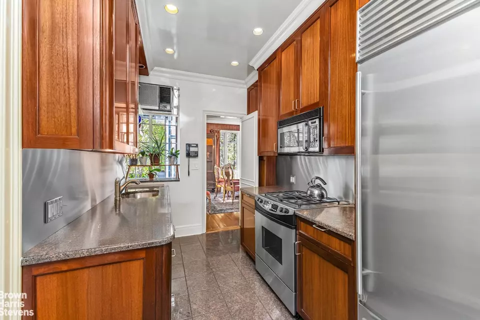 Kitchen - 444 E 52nd St #PENTHOUSE, New York, NY 10022 photo 1 of 1