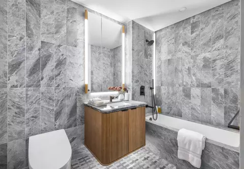 499 9th Ave #7BN, New York, NY 10018