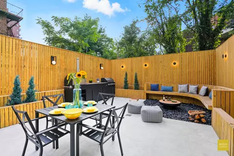 19 N Henry St #1B, Brooklyn, NY 11222