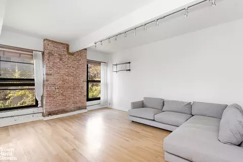 10 Christopher St #5C, New York, NY 10014