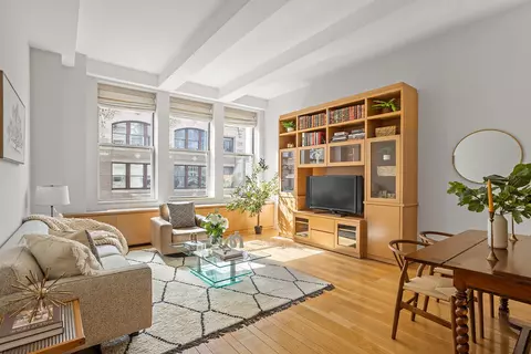 49 E 21st St #11B, New York, NY 10010