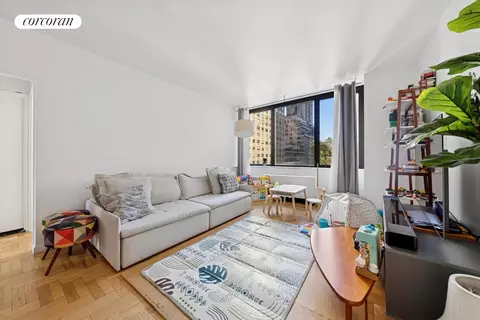 62 W 62nd St #10D, New York, NY 10023