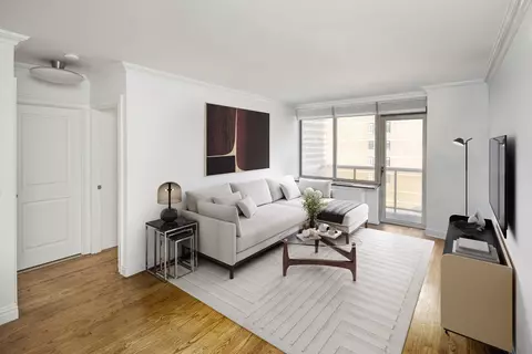 200 E 89th St #10E, New York, NY 10128