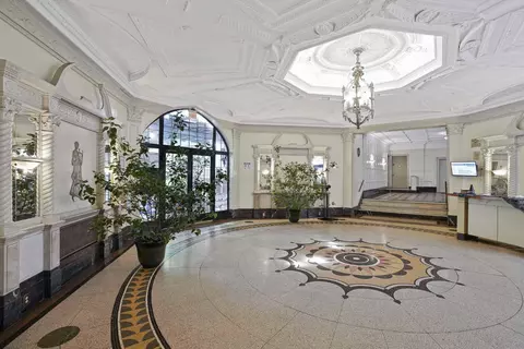 255 Eastern Pkwy #C9, Brooklyn, NY 11238