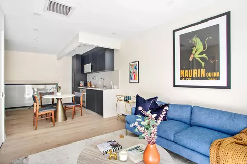 156 Devoe St #1F, Brooklyn, NY 11211