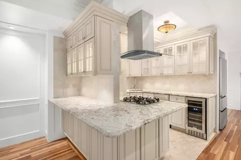 106 Central Park S #11LM, New York, NY 10019