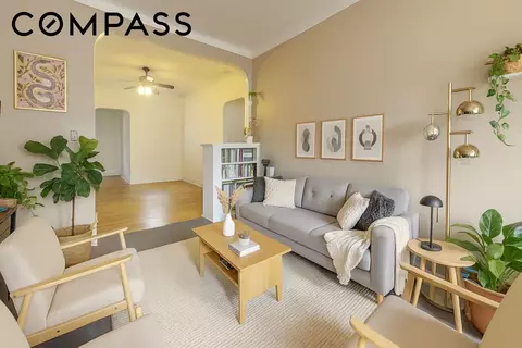 157 E 2nd St #4B, New York, NY 10009
