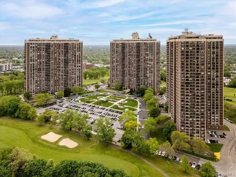 269-10 Grand Central Pkwy #30-N, New York City, NY 11005