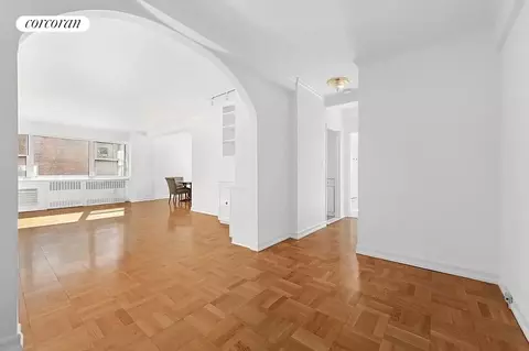 40 E 78th St #10B, New York, NY 10075