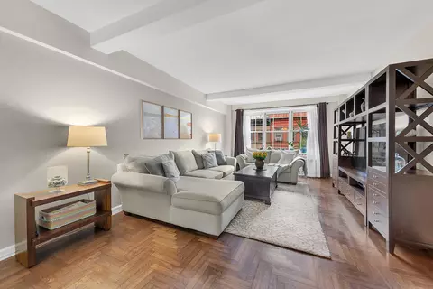 320 W 76th St #6-F, New York, NY 10023