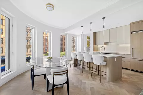 78-29 Austin St #202, Forest Hills, NY 11375