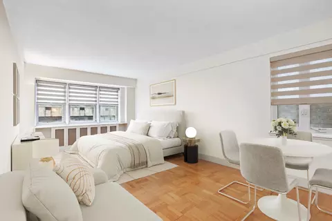 321 E 45th St #11H, New York, NY 10017